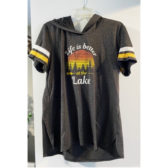 MAURICES Lake Graphic Hooded T Shirt - Picture 2 of 6